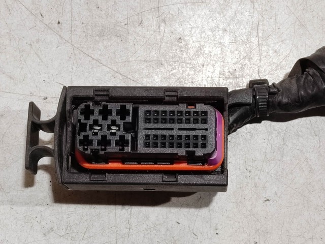 223212 Volkswagen Polo 9N 1,4 16v benzin motorvezérlő, elektromos csatlakozó 6101.315.01 036906034KG