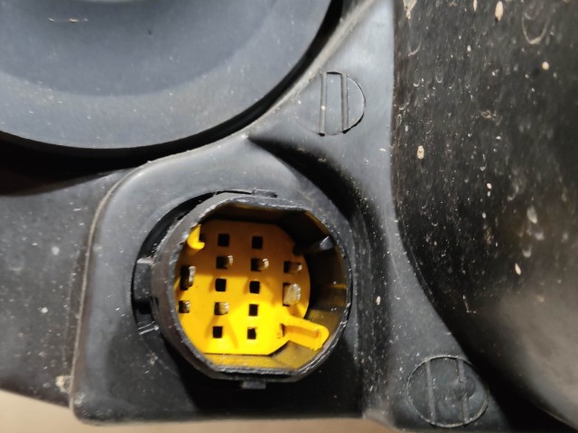 223236 Fiat Punto III. 2003-2010 jobb első fényszóró 46849354