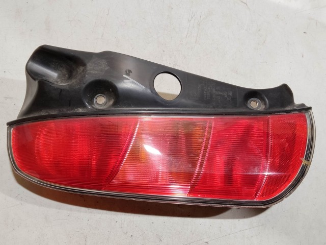 223256  Lancia Ypsilon 2003-2011 bal hátsó piros lámpa, izzófoglalat nélkül!!