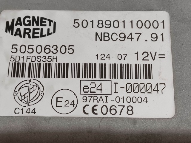 223281 Alfa Romeo GT 2003-2010 1,9 16v Diesel motorvezérlő szett Bosch 0281012883 51806561