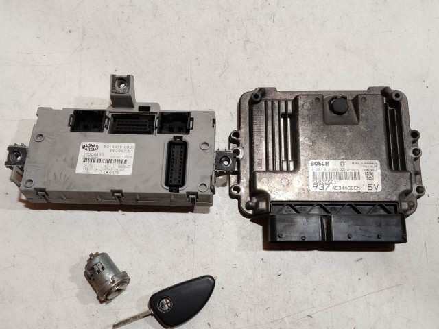 223281 Alfa Romeo GT 2003-2010 1,9 16v Diesel motorvezérlő szett Bosch 0281012883 51806561