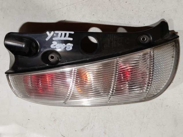 223247 Lancia Ypsilon 2003-2011 bal hátsó fehér lámpa, izzófoglalat nélkül!!