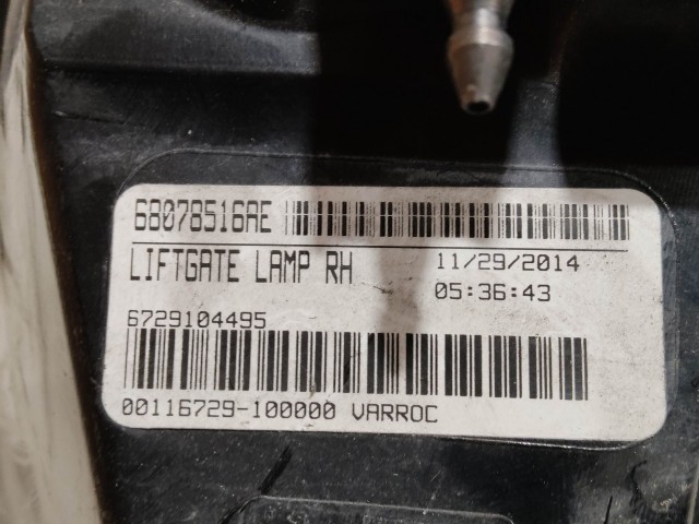 223309 Fiat Freemont 2011-2015 jobb hátsó belső lámpa 68078516AE