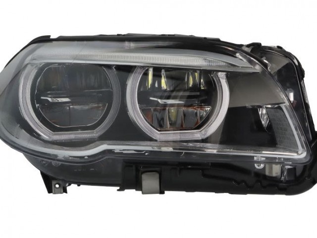 BMW 5 (F10) 2013-2017 utángyártott új jobb első fényszóró 6 féle LED funkció 