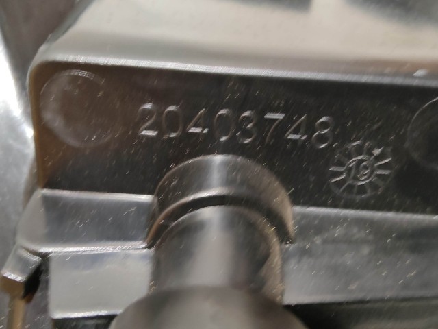 221527 Fiat Punto Evo bal hátsó lámpa, a képen látható sérüléssel, ovál csatlakozós kivitel 51927095