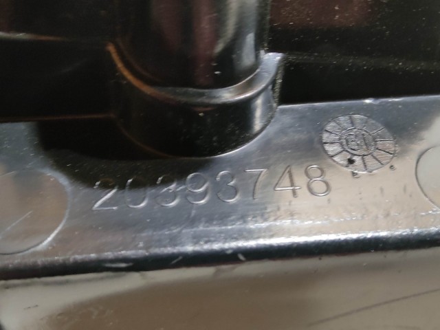 221540 Fiat Punto Evo jobb hátsó lámpa, ovál csatlakozós, a képen látható sérüléssel 51927094