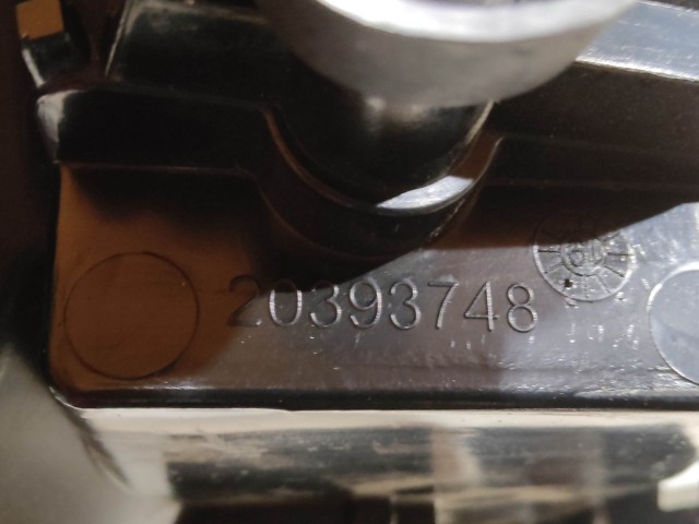 221544 Fiat Punto Evo jobb hátsó lámpa, ovál csatlakozós, a képen látható sérüléssel