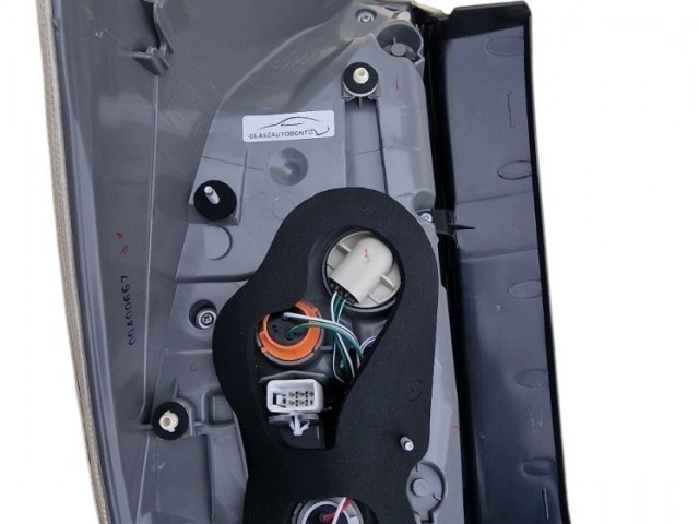 Toyota Prius 2010-2012 utángyártott új jobb hátsó lámpa  (LED-es)