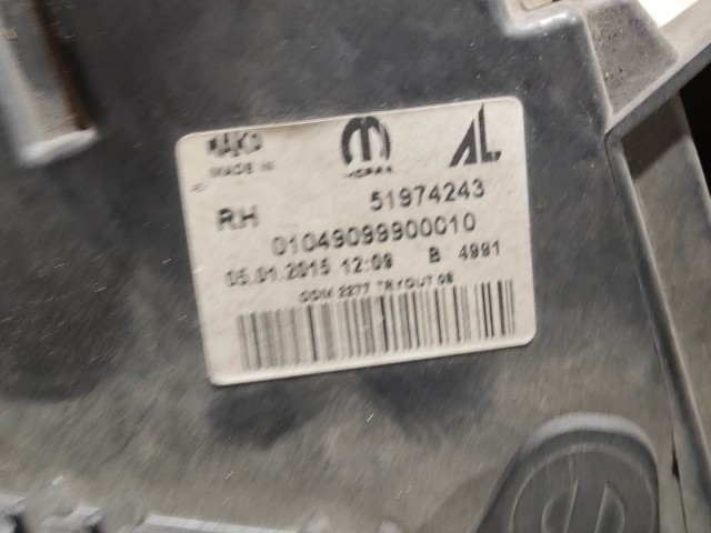 221632 Fiat Doblo IV. 2015-2022 jobb első fényszóró